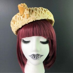 Vintage Evelynvaron 1950s Women Lace Pillbox Hat Ivory Cap Fascinator Front Tail